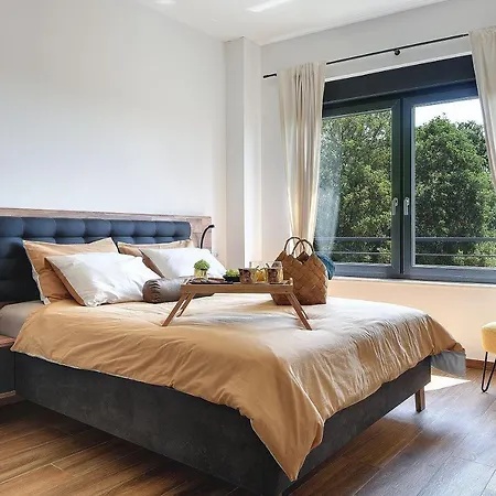 Luxusvilla Mit Beheiztem Pool, Tischtennis, Tischfussball, Wlan * Pula