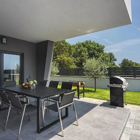 Luxusvilla Mit Beheiztem Pool, Tischtennis, Tischfussball, Wlan Holiday home *